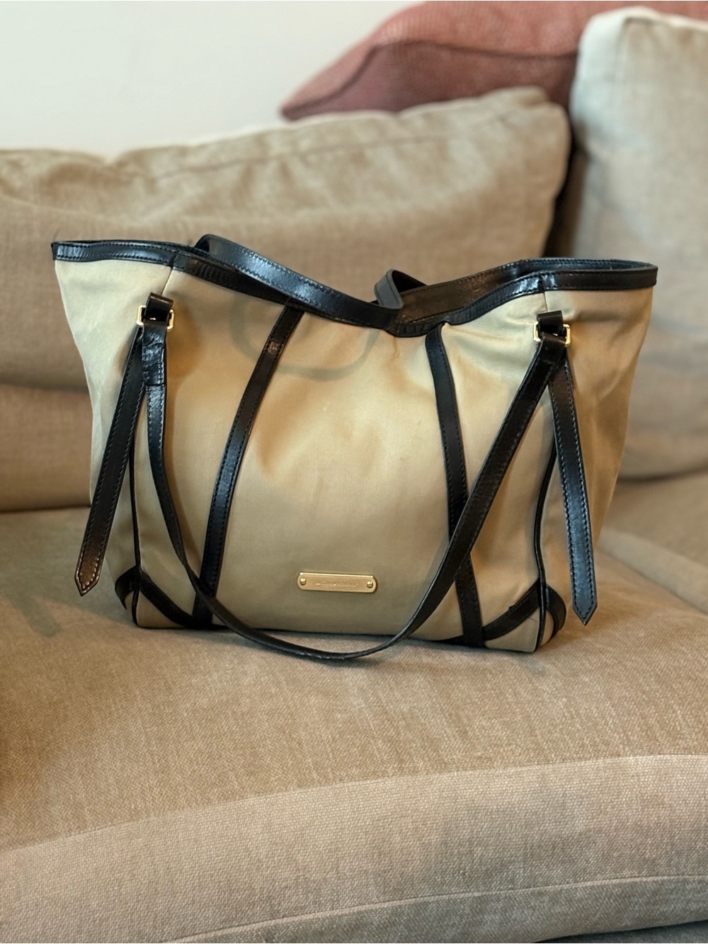 Burberry Canvas Bag with Nova Print Interior